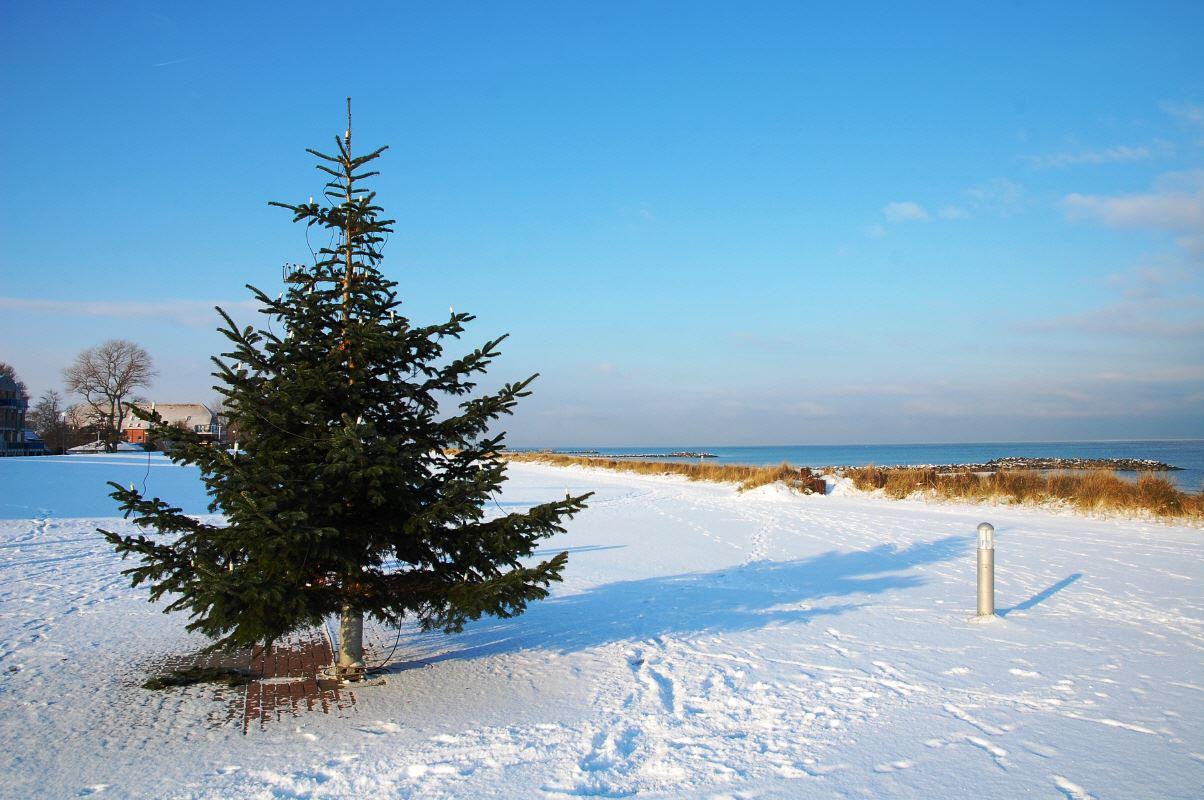 Die Ostsee am Schönberger-Strand im Schnee